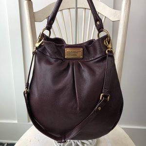 Marc Jacobs Hillier Hobo in Burgundy